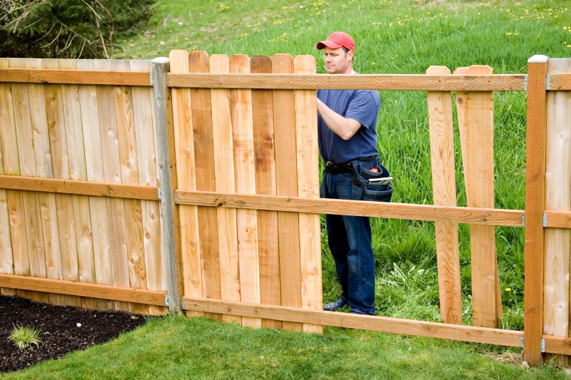 Seasonal Fencing Work